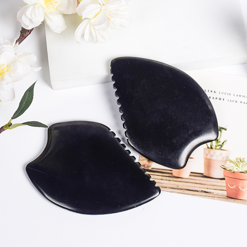 Naturalny kamień Bian do twarz – Gua Sha Tool Rose Quartz recenzja i cena